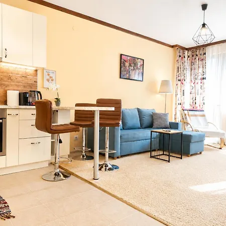 아파트 Cozy One-bedroom At Pirin Foothills